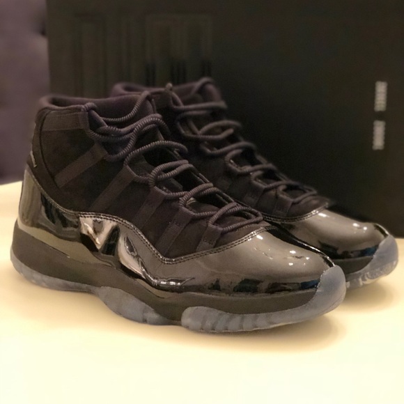 Jordan 11 Cap and Gown (Prom Nights) - Picture 2 of 5